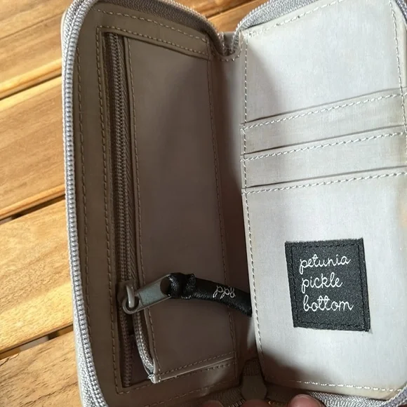 Petunia Pickle Bottom wristlet - Picture 2 of 3